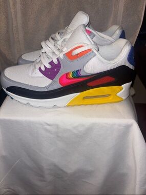 Nike Air Max 90 "Be True" sneakers